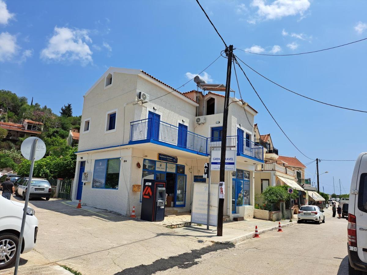 Blue Moon Apartment Agia Efimia 外观 照片