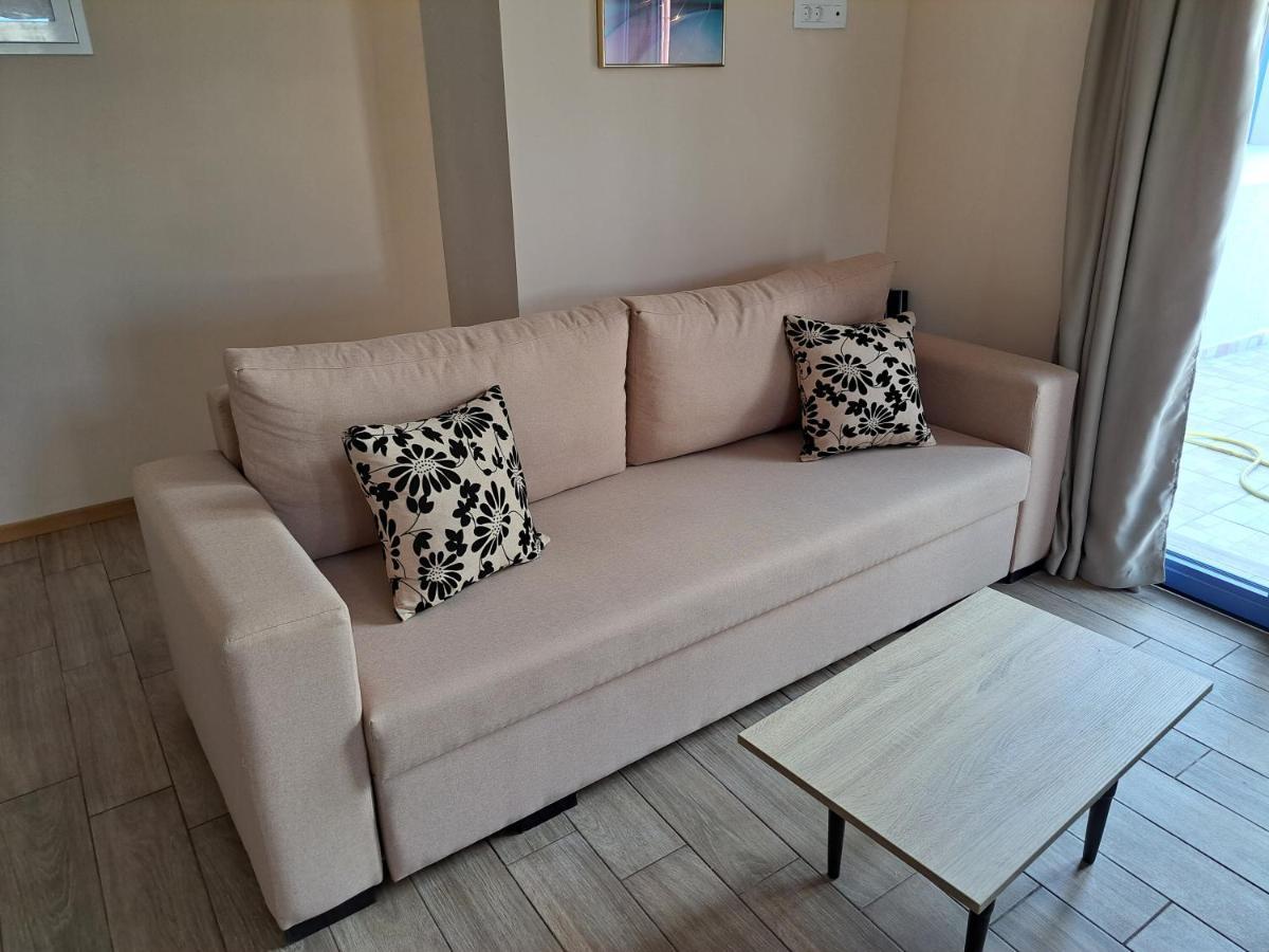 Blue Moon Apartment Agia Efimia 外观 照片